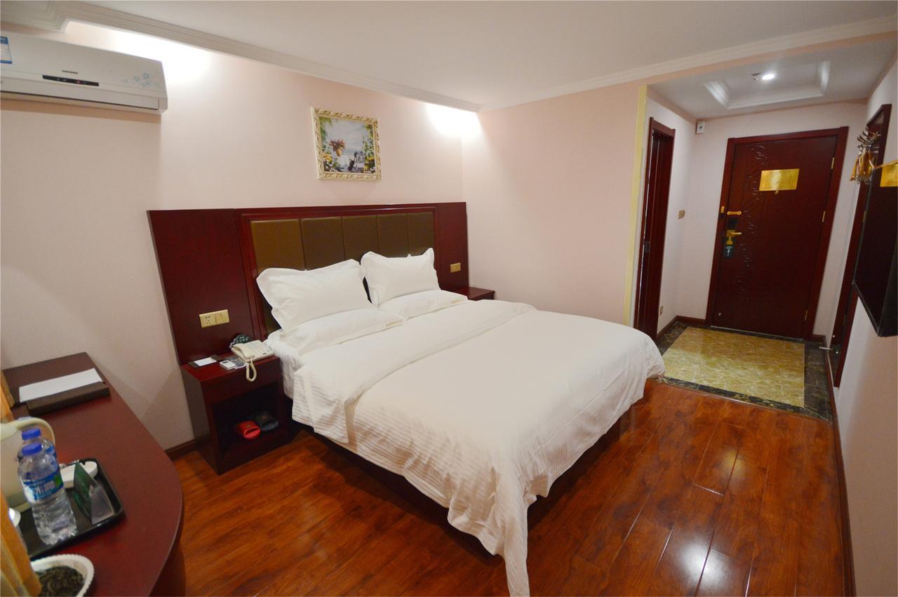 Greentree Inn Jiangsu Changzhou Dinosaur Park Global Harbor Express Hotel Экстерьер фото